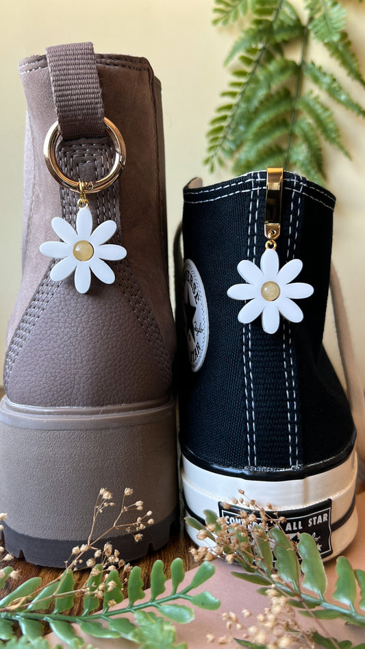 Daisy Shoe Accessory | Pull Loop, Shoe Charm, High Top Sneaker or Boot Clip, Shoe or Bag Keychain